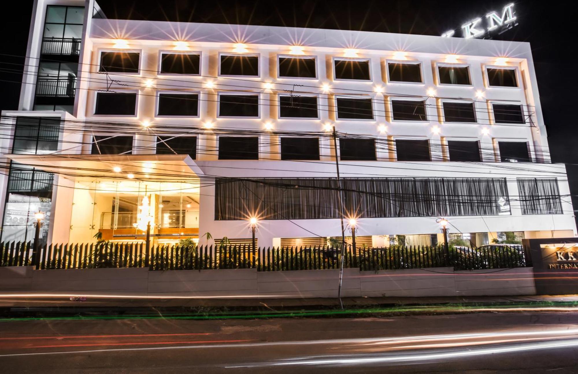 Kkm International Hotel Thiruvananthapuram Exterior photo